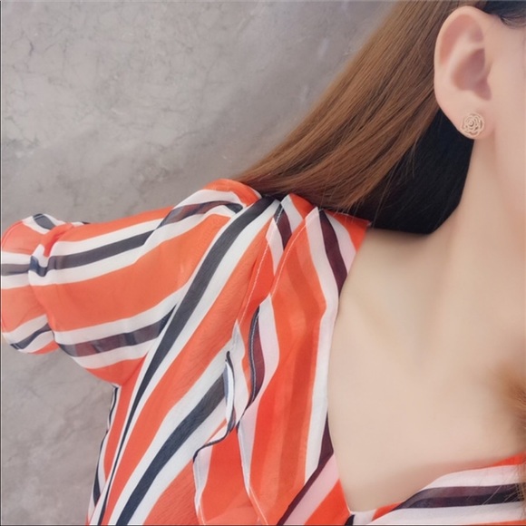 Trendy Jewels - Picture 5 of 5